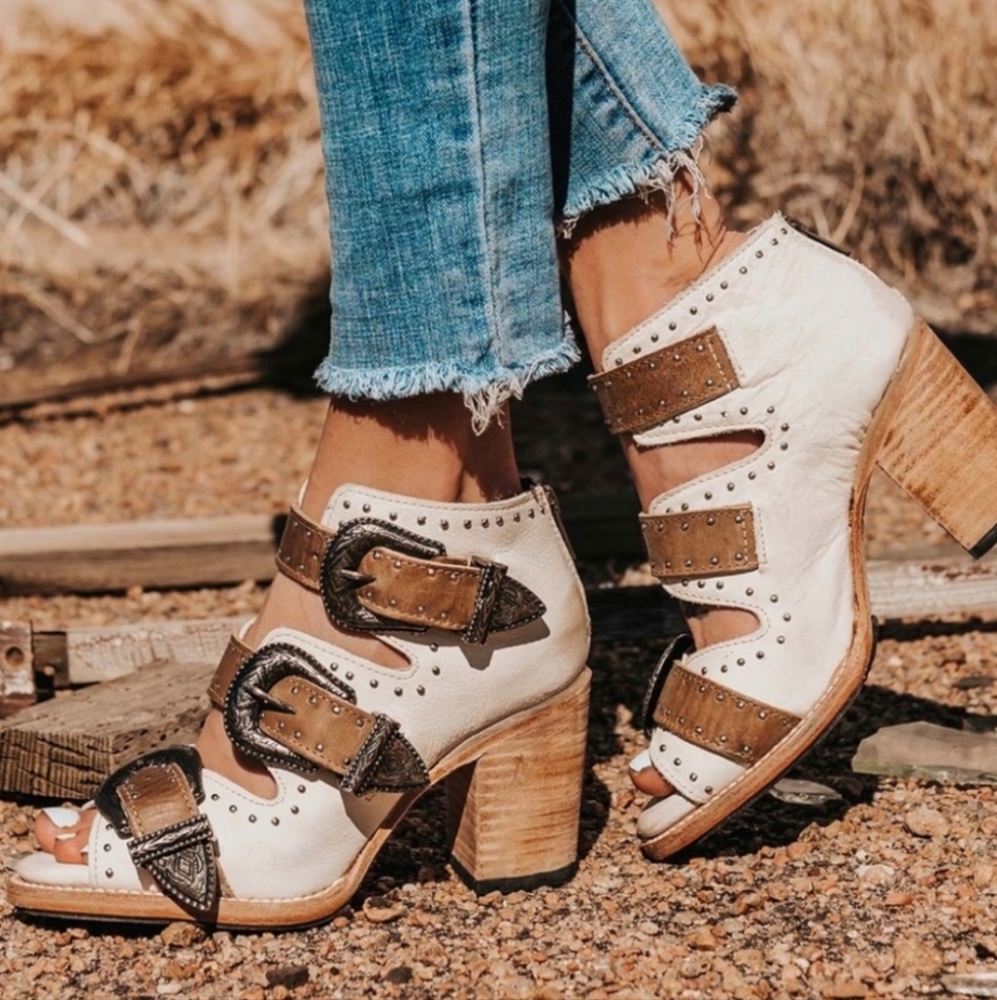 Freebird Free Bird by Steven Aubrey VIOLET Buckle Booties Sandals, Size 8